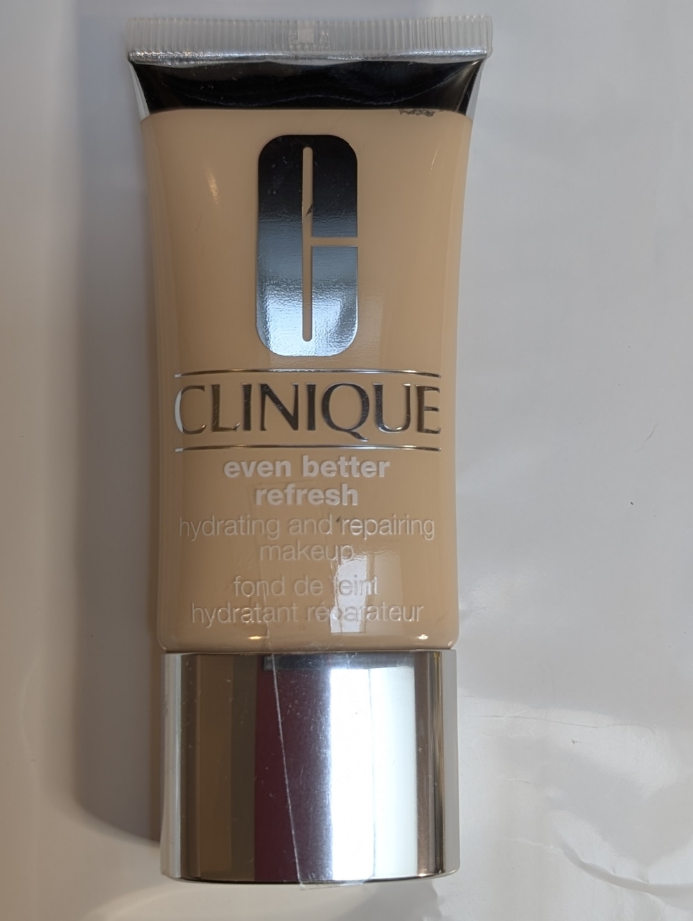 Clinique Even Better Refresh Hydrating Foundation Makeup - Custard